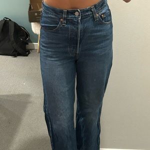 LEVI rib cage straight size 27